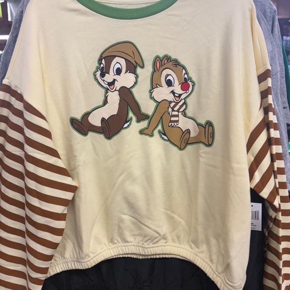 NWT Disney Park Chip n Dale Winter Christmas Fall Cream Brown Long Sleeve M - Picture 2 of 6